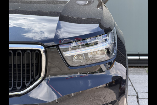 Volvo XC40 BWJ 2022 | 1.5 130PK T2 Momentum Core | TREKHAAK | CAMERA A | CLIMA | NAVI | PDC | CARPLAY |