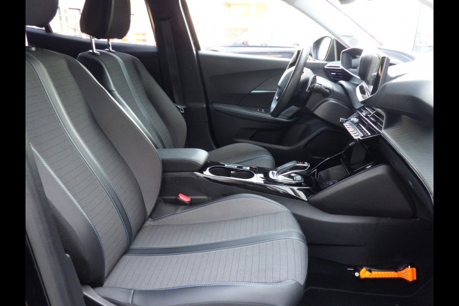 Peugeot 2008 1.2 Automaat Allure Pack, Cruise, Camera, PDC, NL/NAP!