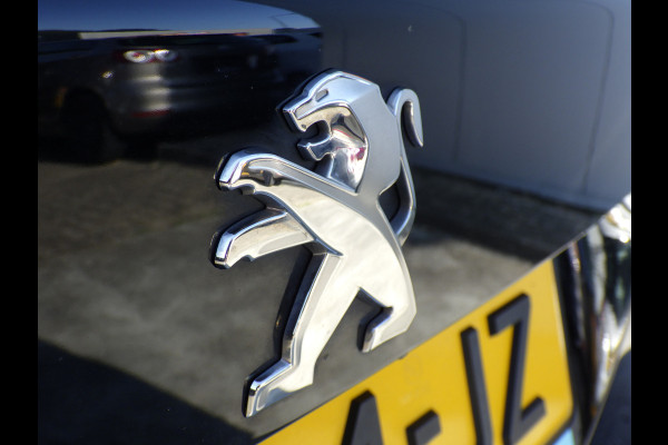 Peugeot 2008 1.2 Automaat Allure Pack, Cruise, Camera, PDC, NL/NAP!
