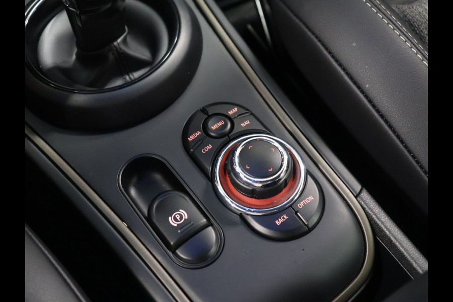 MINI Countryman 1.5 Cooper Business Sport Edition [APPLE CARPLAY, STOELVERWARMING, CRUISE CONTROL, PDC ACHTER, LED, AUTOMAAT, ANDROID, MULTIFUNCTIONEEL STUURWIEL, BLUETOOTH, NAVIGATIE, NIEUWSTAAT]