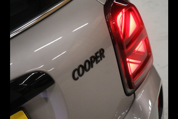 MINI Countryman 1.5 Cooper Business Sport Edition [APPLE CARPLAY, STOELVERWARMING, CRUISE CONTROL, PDC ACHTER, LED, AUTOMAAT, ANDROID, MULTIFUNCTIONEEL STUURWIEL, BLUETOOTH, NAVIGATIE, NIEUWSTAAT]