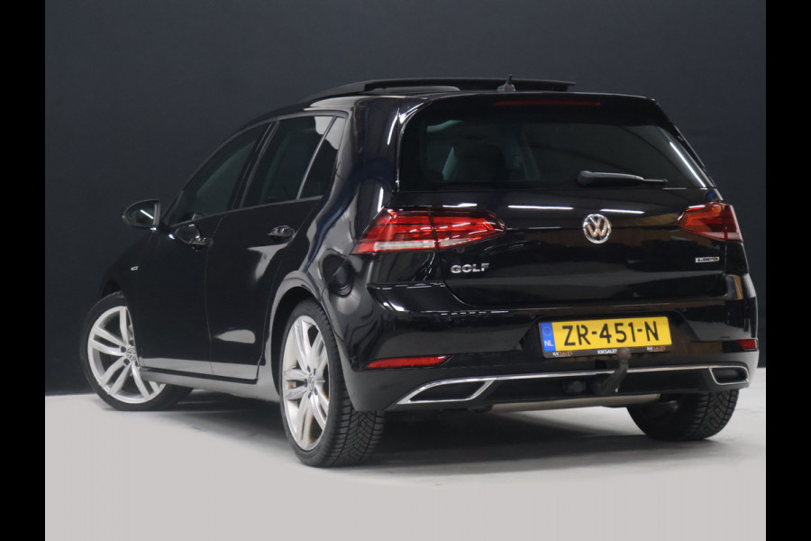 Volkswagen Golf 1.5 TSI Highline [SCHUIFKANTELDAK, APPLE CARPLAY, DIGITAL DASH, CAMERA, PDC V+A, ADAPTIVE CRUISE, TREKHAAK, ANDROID, LED, BLUETOOTH, NAVIGATIE, NIEUWSTAAT]
