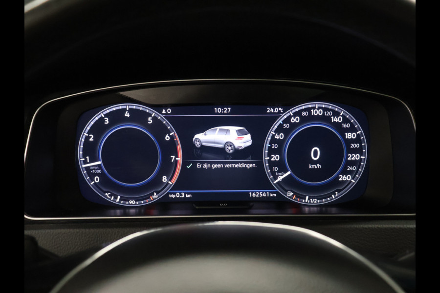 Volkswagen Golf 1.5 TSI Highline [SCHUIFKANTELDAK, APPLE CARPLAY, DIGITAL DASH, CAMERA, PDC V+A, ADAPTIVE CRUISE, TREKHAAK, ANDROID, LED, BLUETOOTH, NAVIGATIE, NIEUWSTAAT]