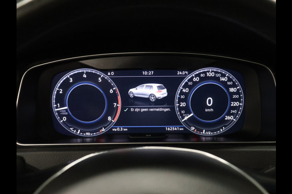 Volkswagen Golf 1.5 TSI Highline [SCHUIFKANTELDAK, APPLE CARPLAY, DIGITAL DASH, CAMERA, PDC V+A, ADAPTIVE CRUISE, TREKHAAK, ANDROID, LED, BLUETOOTH, NAVIGATIE, NIEUWSTAAT]