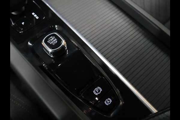 Volvo V60 2.0 B4 Core [APPLE CARPLAY, TREKHAAK, ADAPTIVE CRUISE, ELEKTRISCHE STOELEN, ANDROID, DRAADLOOS OPLADEN, ELEKTRISCHE ACHTERKLEP, LED, BLUETOOTH, NAVIAGTIE, NIEUWSTAAT]