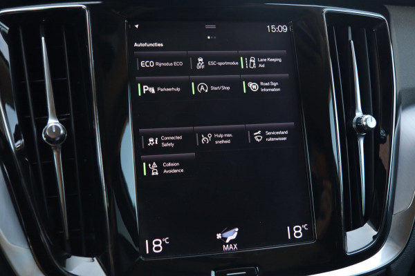 Volvo V60 2.0 D3 Momentum / NAP / CRUISE / CARPLAY / PDC VOOR + ACHTER