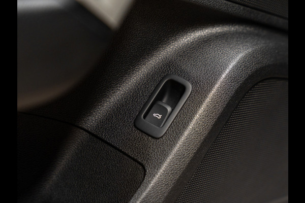 Audi Q2 35 TFSI S-Tronic Pro Line, Matrix, Navi, Apple Carplay, ACC, Keyless, Clima, Camera, Voll Onderhoud
