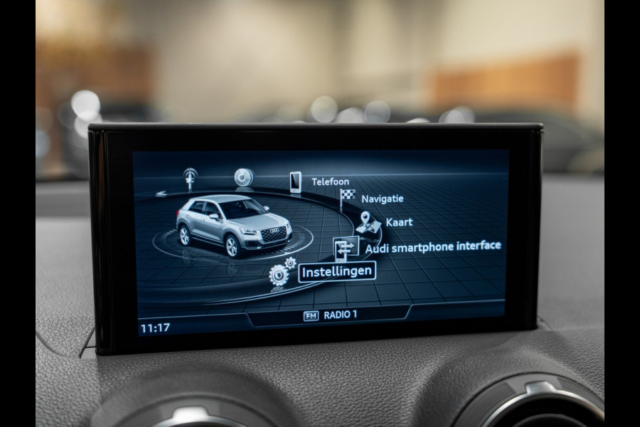 Audi Q2 35 TFSI S-Tronic Pro Line, Matrix, Navi, Apple Carplay, ACC, Keyless, Clima, Camera, Voll Onderhoud