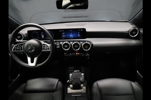 Mercedes-Benz A-Klasse 180 Luxury Line [STOELVERWARMING, CRUISE CONTROL, PDC, CLIMATE, DIGITAL DASH, NAVIGATIE, BLUETOOTH, NIEUWSTAAT]