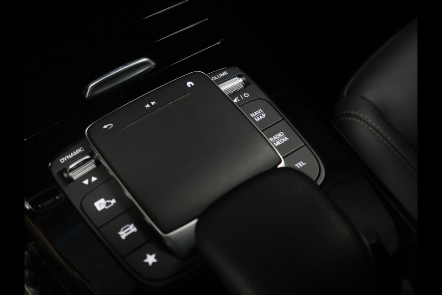 Mercedes-Benz A-Klasse 180 Luxury Line [STOELVERWARMING, CRUISE CONTROL, PDC, CLIMATE, DIGITAL DASH, NAVIGATIE, BLUETOOTH, NIEUWSTAAT]
