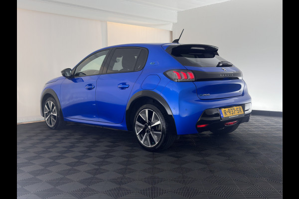 Peugeot e-208 EV GT Pack 50 kWh [3-Fase-11kW] {SoH-94%} (INCL.BTW) *FULL-LED | DIGI-COCKPIT | BLINDSPOT | CAMERA | LEATHER-ALCANTARA | AMBIENTLIGHT | NAVI-FULLMAP | LANE-ASSIST | KEYLESS | DAB | CCS-FASTLOADER | HEATED-SPORTSEATS | 17''ALU*