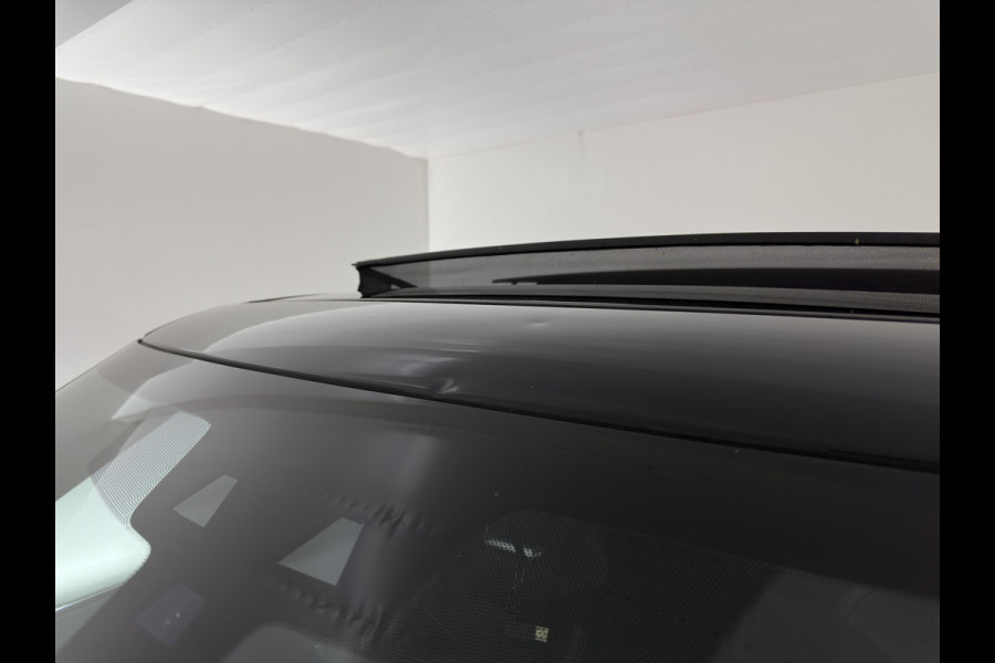 Land Rover Range Rover Sport 5.0 V8 SC SVR Aut. *PANO | LEATHER | MATRIX-LED | HEAD-UP | CARBON | ADAPTIVE-CRUISE | MEMORY-PACK | MERIDIAN-AUDIO | BLINDSPOT | TOPVIEW | DIGI-COCKPIT | HEATED-SPORTSEATS | PRIVACY-GLASS | SHIFTPADDLES |