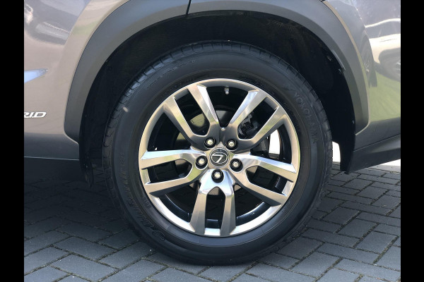 Lexus NX 300h AWD Business Line | Trekhaak, Facelift, Leer, Navigatie, Adaptive cruise control, Stoelverwarming, CarPlay, 1500KG Trekgewi