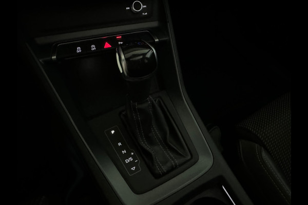 Audi Q3 40 TFSI quattro S Line Pano|Camera|ACC|Lane|Dodehoek