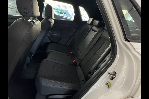 Audi Q3 40 TFSI quattro S Line Pano|Camera|ACC|Lane|Dodehoek