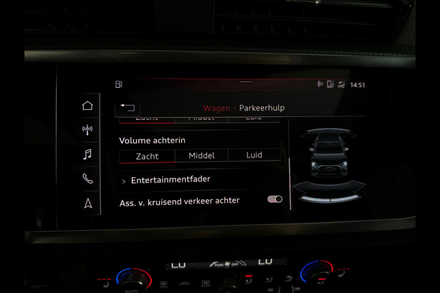 Audi Q3 40 TFSI quattro S Line Pano|Camera|ACC|Lane|Dodehoek