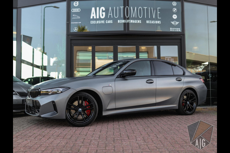 BMW 3-serie 330e | Frozen | M-Sport Pro | Pano | H/K | Memory