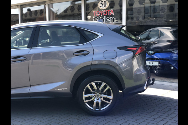 Lexus NX 300h AWD Business Line | Trekhaak, Facelift, Leer, Navigatie, Adaptive cruise control, Stoelverwarming, CarPlay, 1500KG Trekgewi