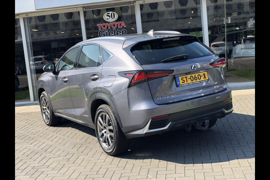 Lexus NX 300h AWD Business Line | Trekhaak, Facelift, Leer, Navigatie, Adaptive cruise control, Stoelverwarming, CarPlay, 1500KG Trekgewi