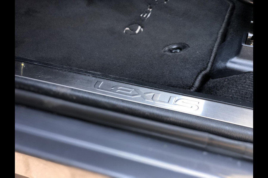 Lexus NX 300h AWD Business Line | Trekhaak, Facelift, Leer, Navigatie, Adaptive cruise control, Stoelverwarming, CarPlay, 1500KG Trekgewi