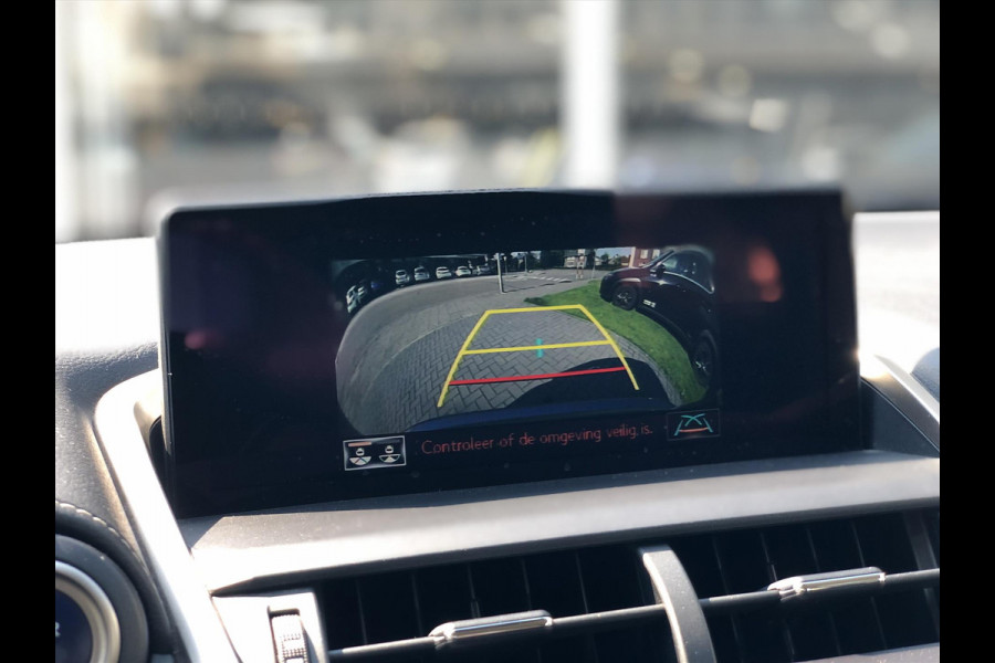 Lexus NX 300h AWD Business Line | Trekhaak, Facelift, Leer, Navigatie, Adaptive cruise control, Stoelverwarming, CarPlay, 1500KG Trekgewi