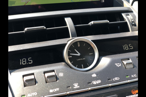 Lexus NX 300h AWD Business Line | Trekhaak, Facelift, Leer, Navigatie, Adaptive cruise control, Stoelverwarming, CarPlay, 1500KG Trekgewi