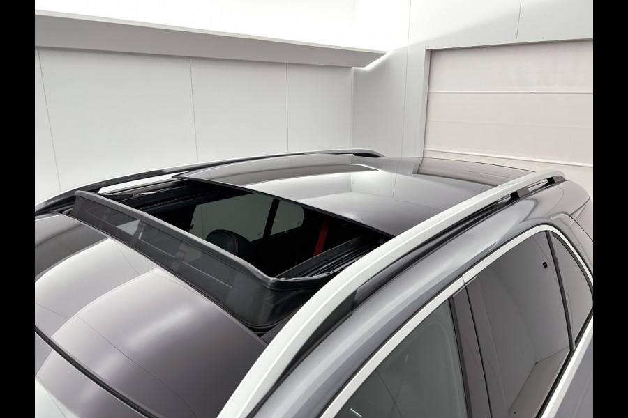 Mercedes-Benz GLE Mercedes-AMG 53 Hybrid 4MATIC+ Trekhaak | Distronic | Panorama Schuif-Kanteldak | Airmatic | Parkeerpakket met 360°-camera. Inclusief 24 maanden MB Certified garantie voor Europa.