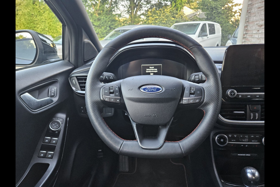Ford Puma 1.0 EcoBoost Hybrid ST-Line Trekhaak! NAP! Mooie/Nette Auto! Carplay! Navigatie!