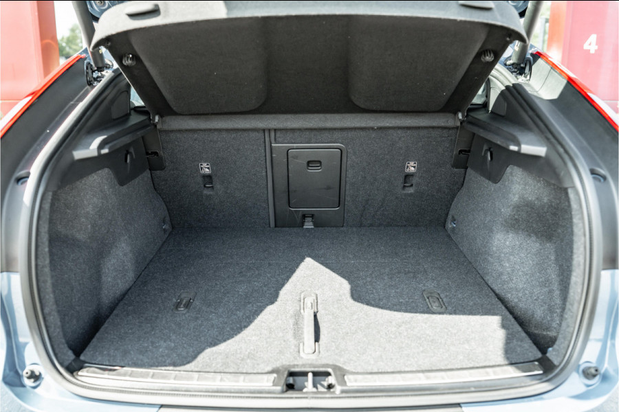 Volvo C40 Recharge Plus 69 kWh | Pano | ACC | Trekhaak | SOH 92%