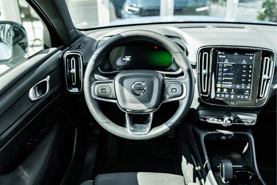 Volvo C40 Recharge Plus 69 kWh | Pano | ACC | Trekhaak | SOH 92%