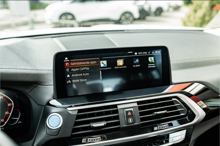 BMW iX3 Executive 80 kWh | Pano dak | Camera | Tabacco leder | ACC | SOH 98%