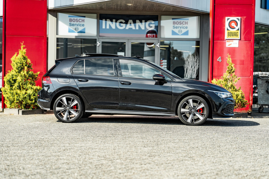 Volkswagen Golf 1.4 eHybrid GTE | Dealer onderhouden | Pano | ACC | Apple CarPlay / Android Auto