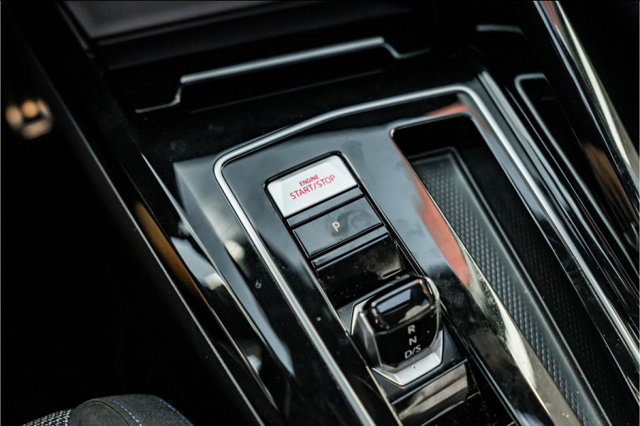 Volkswagen Golf 1.4 eHybrid GTE | Dealer onderhouden | Pano | ACC | Apple CarPlay / Android Auto