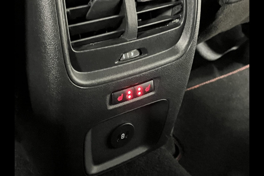Ford Kuga 1.5 EcoBoost ST-Line X Trekhaak *1800 kg Trekgewicht | Adapt. cruise control | B&O | Stoel-/Stuur verwarming | Carplay | Head-up