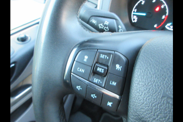 Ford Transit Custom 320 2.0 TDCI L2, Limited, DC, Dubbel Cabine, LED, 2x schuifdeur, Camera.
