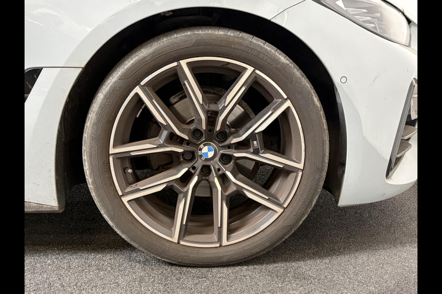 BMW 4 Serie Gran Coupé 420i Business Edition Plus Navigatie Climate control Apple Carplay/Android Auto