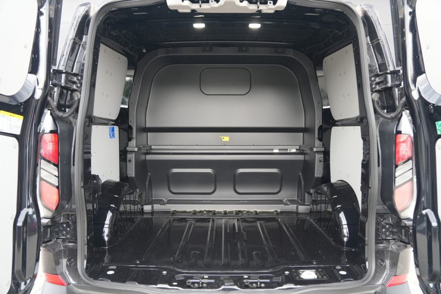 Ford Transit Custom 320 2.0 TDCI L1H1 Trend DC 136pk - 2x Schuif - Stoel/stuurverwarming - Cruise - Navi - Camera - Rijklaar