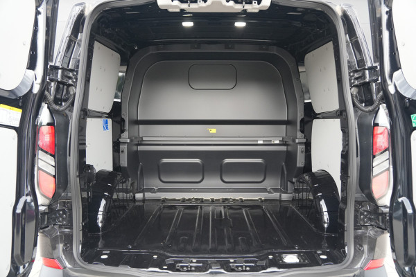 Ford Transit Custom 320 2.0 TDCI L1H1 Trend DC 136pk - 2x Schuif - Stoel/stuurverwarming - Cruise - Navi - Camera - Rijklaar