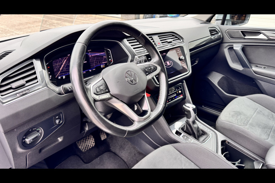 Volkswagen Tiguan 1.5 TSI R-Line Business+ DSG Panoramadak | HUD | Navi