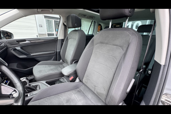 Volkswagen Tiguan 1.5 TSI R-Line Business+ DSG Panoramadak | HUD | Navi