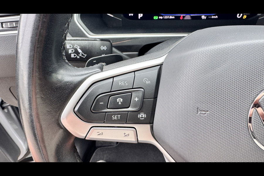 Volkswagen Tiguan 1.5 TSI R-Line Business+ DSG Panoramadak | HUD | Navi