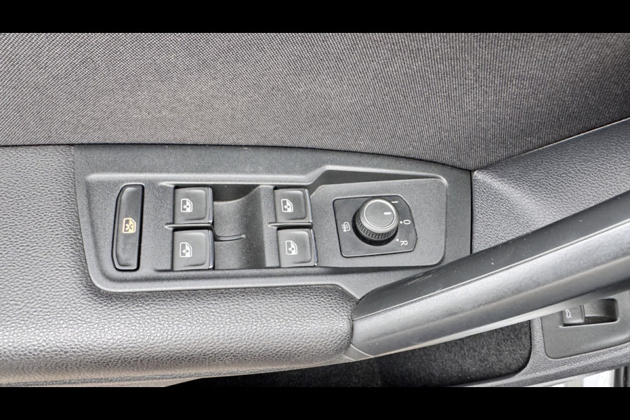 Volkswagen Tiguan 1.5 TSI R-Line Business+ DSG Panoramadak | HUD | Navi