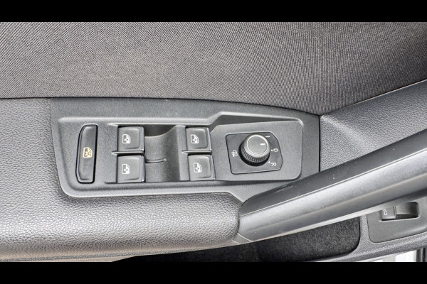 Volkswagen Tiguan 1.5 TSI R-Line Business+ DSG Panoramadak | HUD | Navi