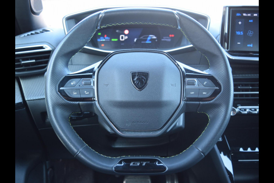 Peugeot e-2008 EV GT 54 kWh SOH 94% | CAMERA MET SENSOREN | NAVI & CARPLAY |