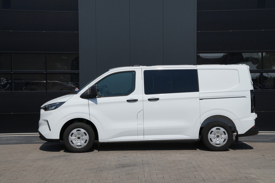 Ford Transit Custom 320 2.0 TDCI L1H1 Trend DC 136pk - 2x Schuif - Stoel/stuurverwarming - Cruise - Navi - Camera - Rijklaar