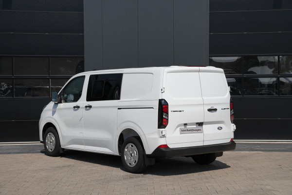 Ford Transit Custom 320 2.0 TDCI L1H1 Trend DC 136pk - 2x Schuif - Stoel/stuurverwarming - Cruise - Navi - Camera - Rijklaar