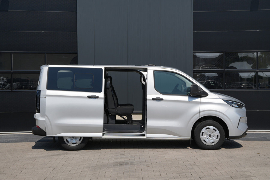 Ford Transit Custom 320 2.0 TDCI L1H1 Trend DC 136pk - 2x Schuif - Stoel/stuurverwarming - Cruise - Navi - Camera - Rijklaar