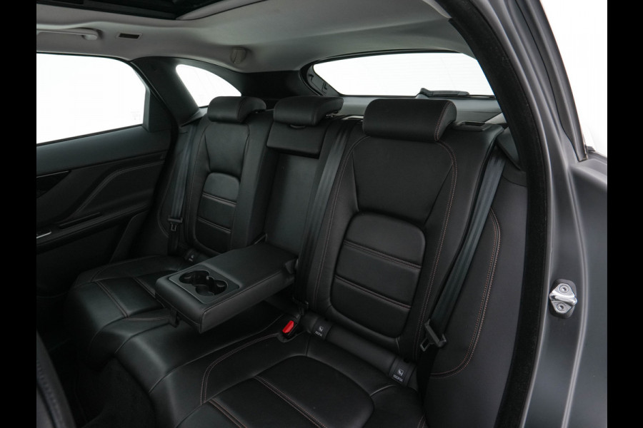 Jaguar F-Pace 2.0 Portfolio AWD 20d Aut. *PANO | LEATHER | XENON | DIGI-COCKPIT | KEYLESS | CAMERA | MERIDIAN-SOUND | HEATED-COMFORTSEATS | NAVI-FULLMAP | SHIFTPADDLES | ECC | PDC | CRUISE | 19''ALU*