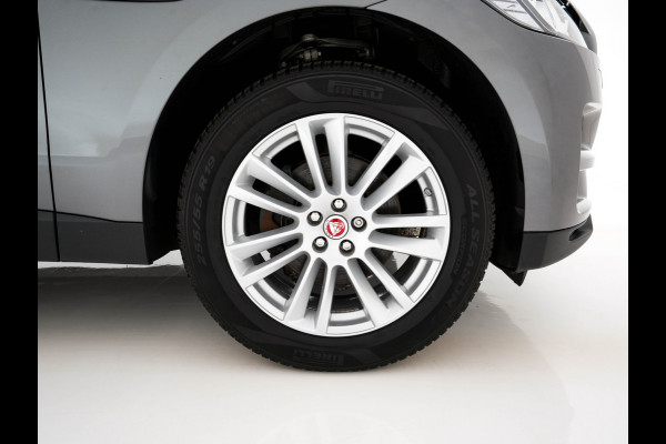 Jaguar F-Pace 2.0 Portfolio AWD 20d Aut. *PANO | LEATHER | XENON | DIGI-COCKPIT | KEYLESS | CAMERA | MERIDIAN-SOUND | HEATED-COMFORTSEATS | NAVI-FULLMAP | SHIFTPADDLES | ECC | PDC | CRUISE | 19''ALU*