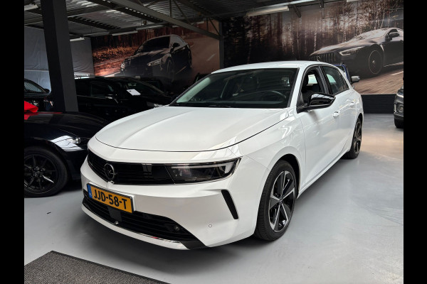 Opel Astra 1.6 Hybrid Edition Carplay